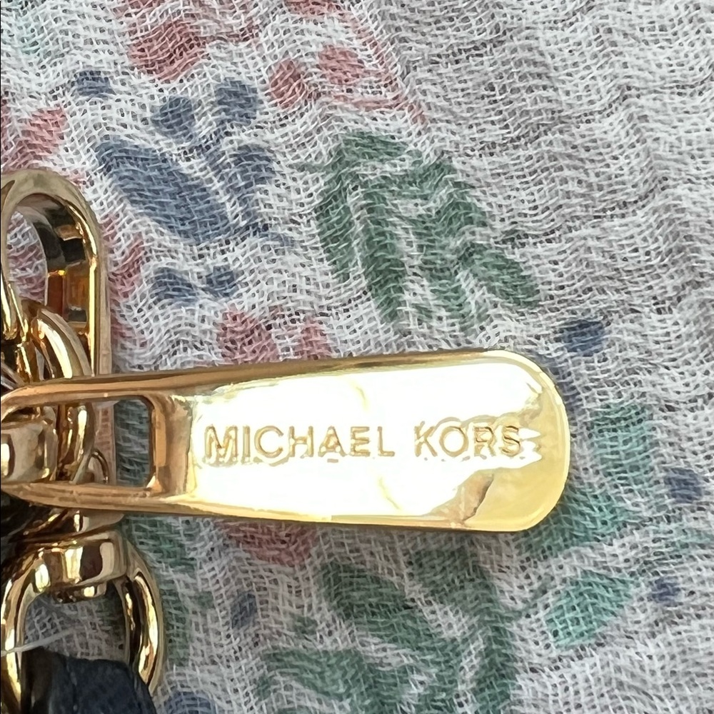 NWT Michael Kors Jetset wallet in navy - Picture 10 of 13